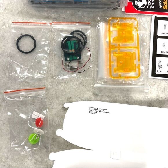 Discovery Kids Solar Robot Creation Kit Age 8+ New in Box! - Picture 7 of 8